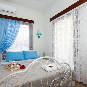 Stratos Seaside Corner Διαμέρισμα